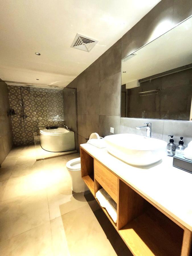 Zo Amalthea Hotel Patong Экстерьер фото