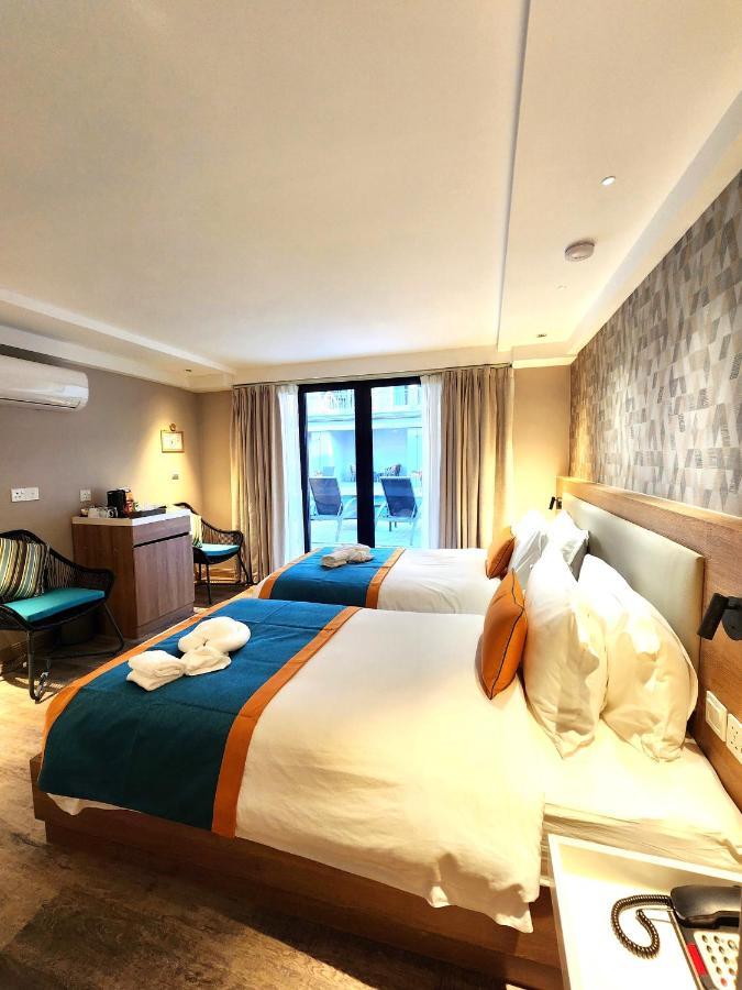 Zo Amalthea Hotel Patong Экстерьер фото