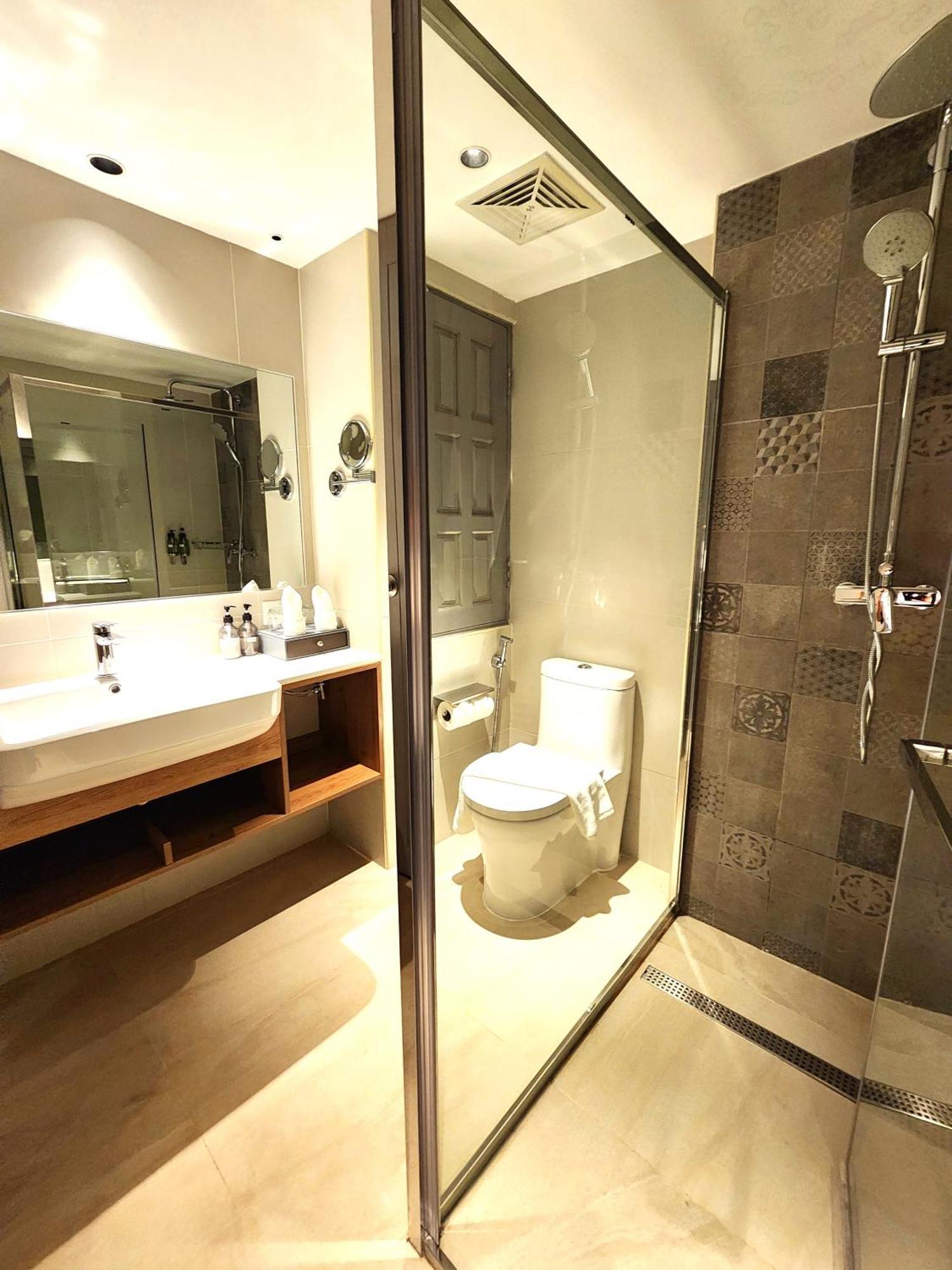 Zo Amalthea Hotel Patong Экстерьер фото